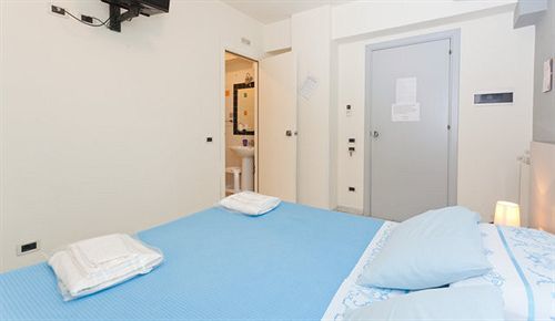 Hotel Rainbow Палермо Екстериор снимка