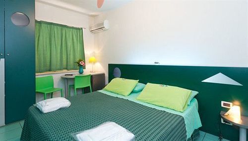 Hotel Rainbow Палермо Екстериор снимка