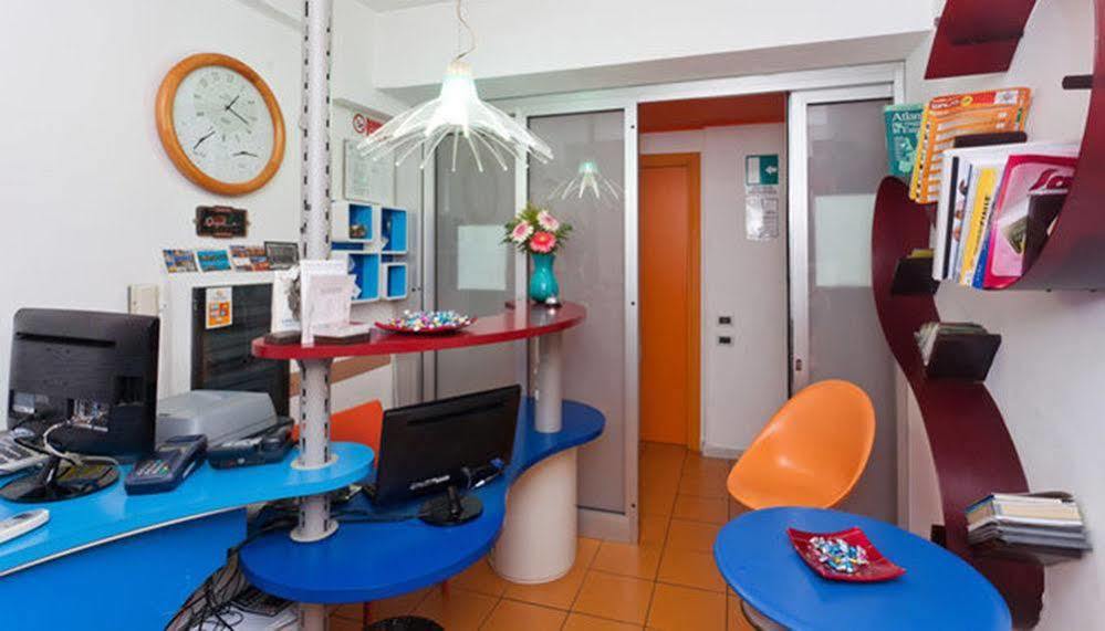 Hotel Rainbow Палермо Екстериор снимка